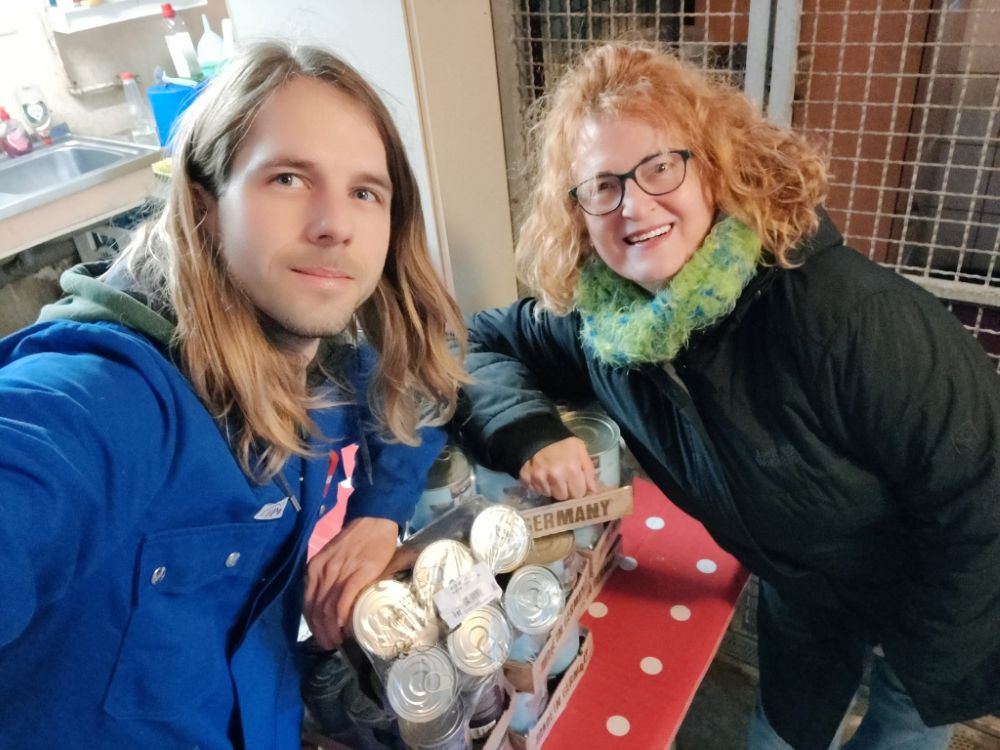 Futterspende vom Diakonieladen allerhand